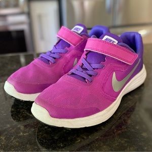 💢SOLD💢 Youth Nike Revolution 3 tennis shoes - purple
